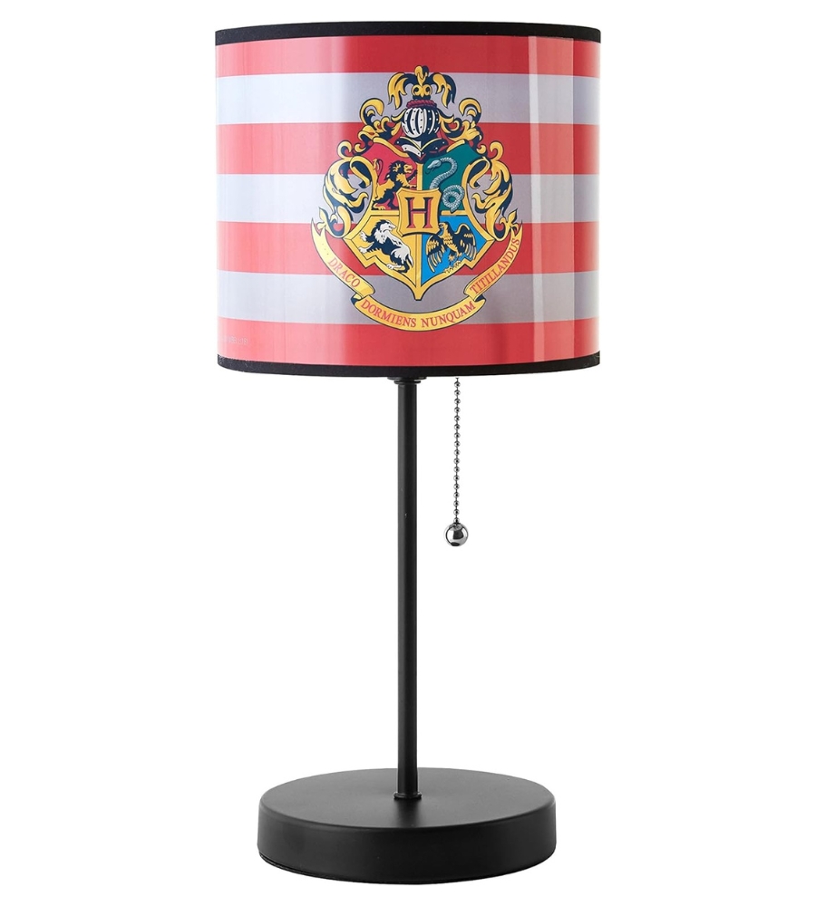 Guia de presentes para fãs de Harry Potter: um candeeiro com o símbolo de Hogwarts