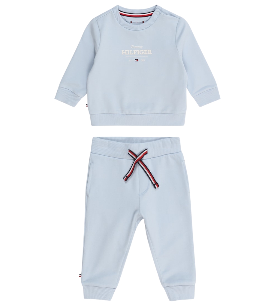 Ideias de Presentes para o Chá do Bebé: um guia de prendas sublimes e requintadas, com roupa de marca