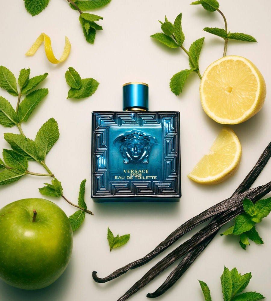 Eros da Versace, um presente para o pai que adora perfumes e prendas sofisticadas e elegantes. Um aroma que o vai fazer sentir confiante e cheio de magnetismo