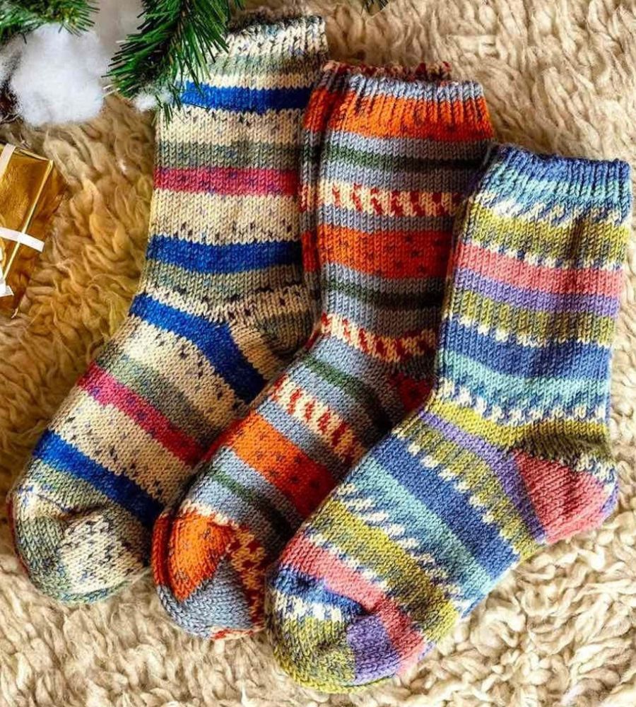 Troca de presentes no amigo secreto no Natal: meias de malha