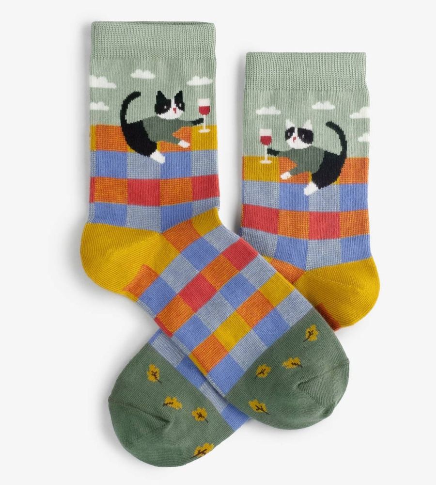 Troca de presentes no amigo secreto no Natal: meias com gatinhos 