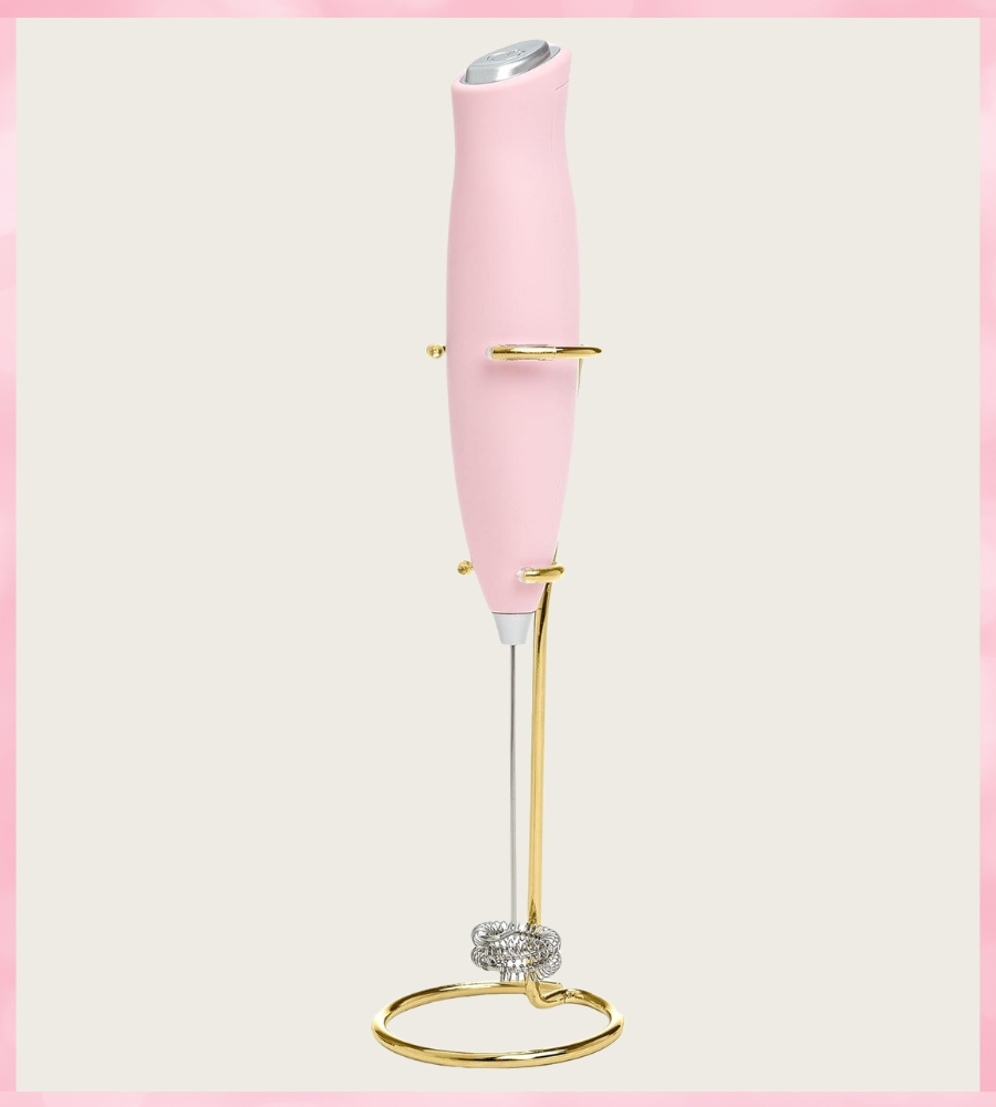 TOP 20 presentes cor de rosa para o Dia dos Namorados. Explore as nossas ofertas em presentes cor-de-rosa para ela ou para ele. Encontre uma prenda ideal para surpreender a sua cara-metade. Corações, amor, laços e dourados - tudo perfeito para impressionar