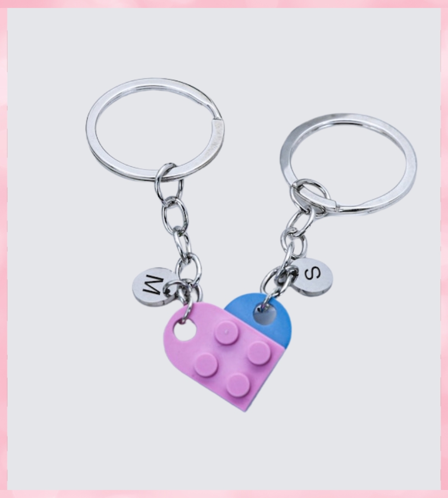 Dia dos Namorados ou Valentine's Day. A escolha do nome, é o que preferir, os presentes damos nós as ideias! Além disso vai encontrar ideias memoráveis, mas também coisas fofas amorosas. 
